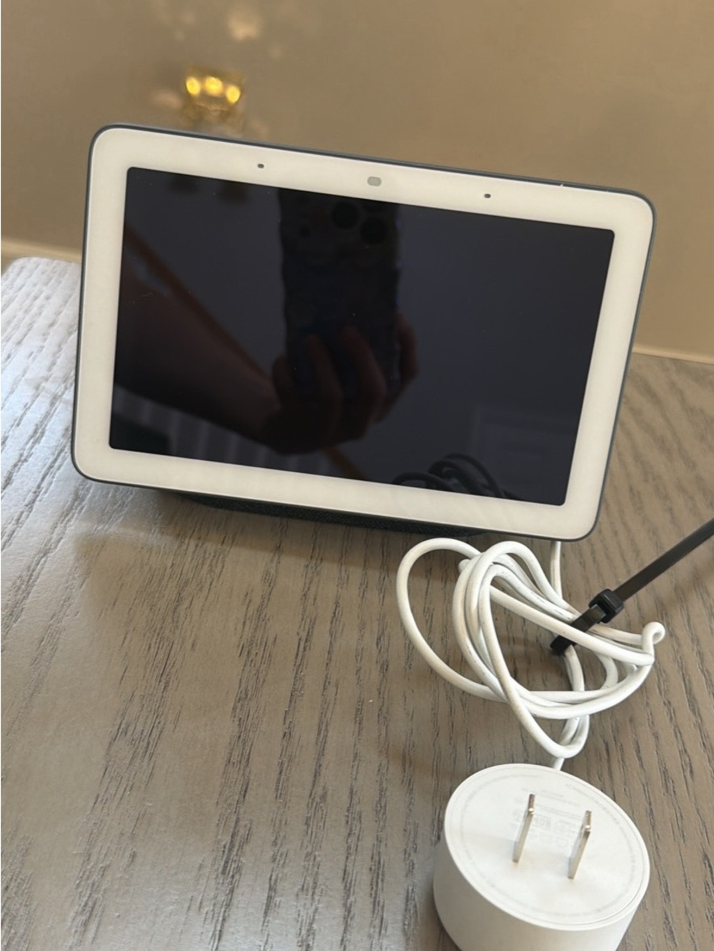 Google Nest Hub 7 inch Smart Home Display Tablet - White